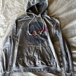 Gray Graphic Sweatshirt with Abstract Design